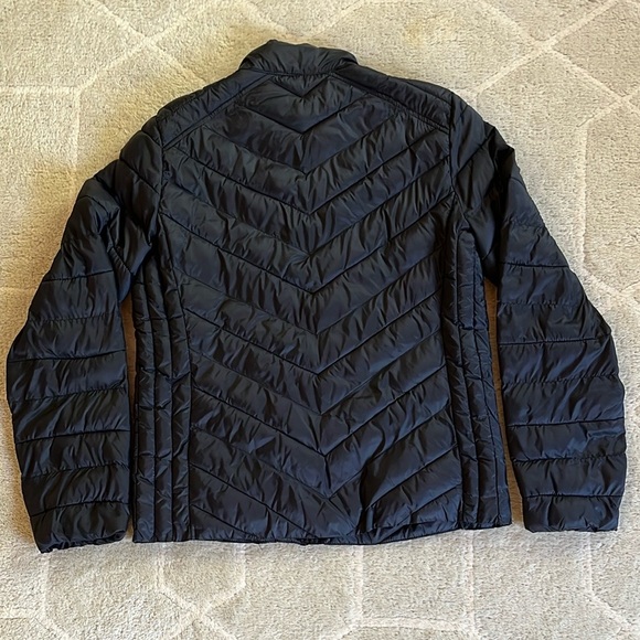 GAP Puffer Jacket - Picture 2 of 13